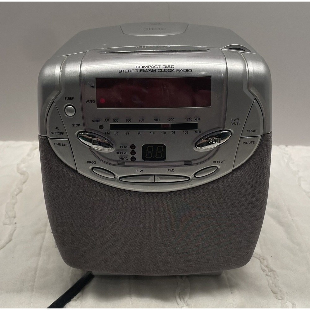 Vintage Tozaj Alarm Clock Radio ATC-884 TESTED WORKING